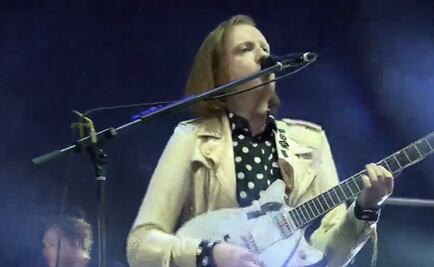 Two Door Cinema Club prende al Vive Latino
