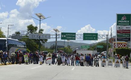 Reanudan circulación en Autopista del Sol tras bloqueo