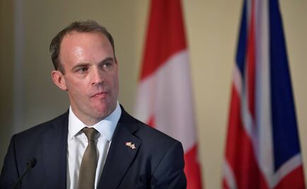 Gobierno de Johnson busca estrechar lazos con México