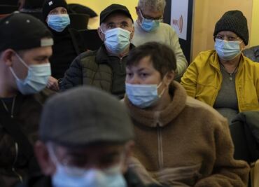 España impondrá el uso de la mascarilla en centros sanitarios por oleada de gripe