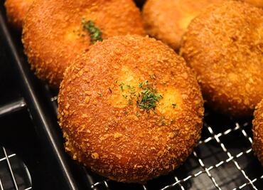 Celebra el Día Mundial de la Croqueta