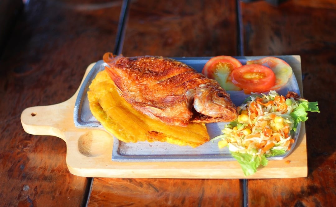 La carne de la mojarra tiene una textura suave y es blanca. Foto: Pixabay