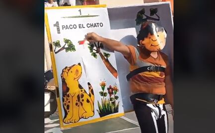 ¡Justo en la nostalgia! Joven se disfraza de libro de la SEP, con "Paco el Chato" de contenido; se viraliza en TikTok