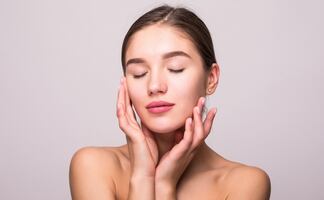 Así cambia el rejuvenecimiento facial: menos intervención, más regeneración