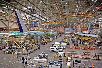 Vuelan líneas del país con aviones antiguos