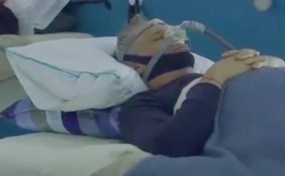 Arath de la Torre dentro de "La casa de los famosos".