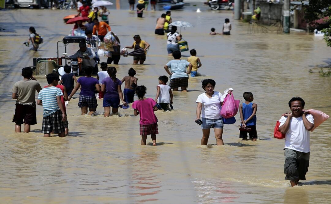 Filipinas enfrenta un promedio de 20 tormentas y tifones cada año, especialmente en zonas propensas a los desastres donde viven millones de personas en condición de pobreza. Foto: Ilustrativa / Agencias