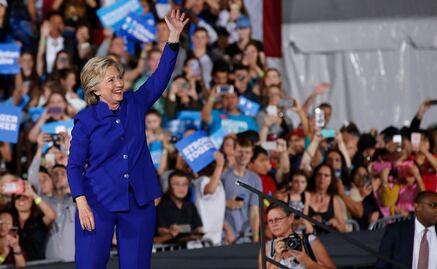 Hillary Clinton apela a minorías para derrotar a Donald Trump