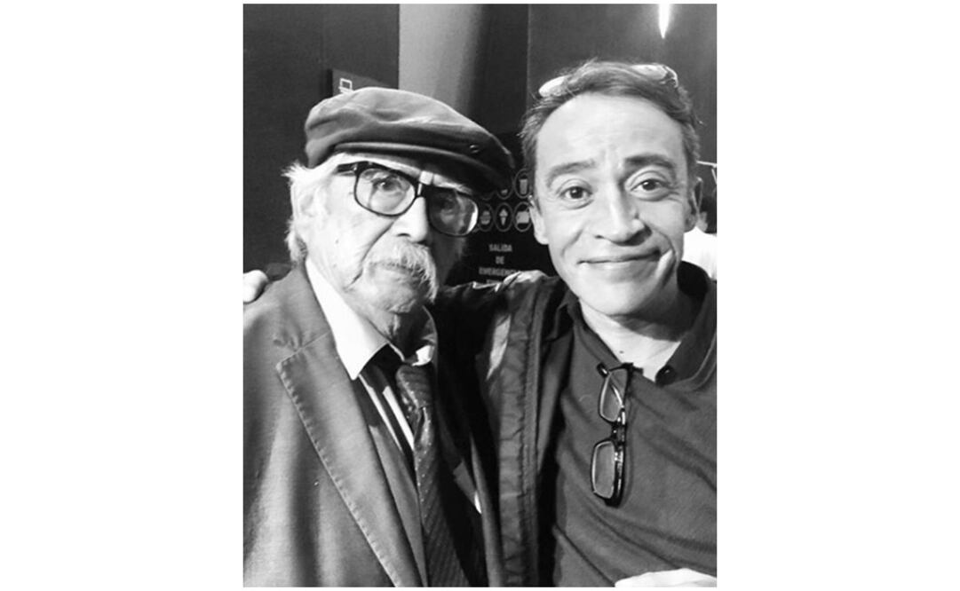 Ernesto Gómez Cruz  con Roberto Sosa. Foto: Instagram 