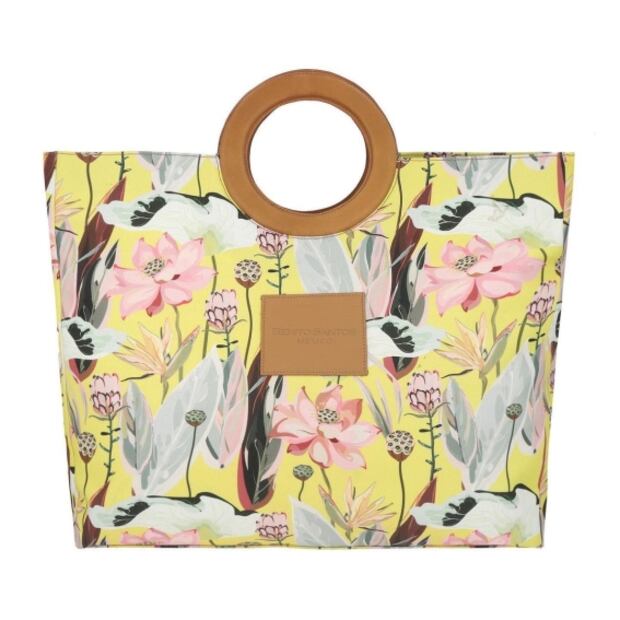 Biby Gaytán luce increíble con vestido amarillo de Benito Santos