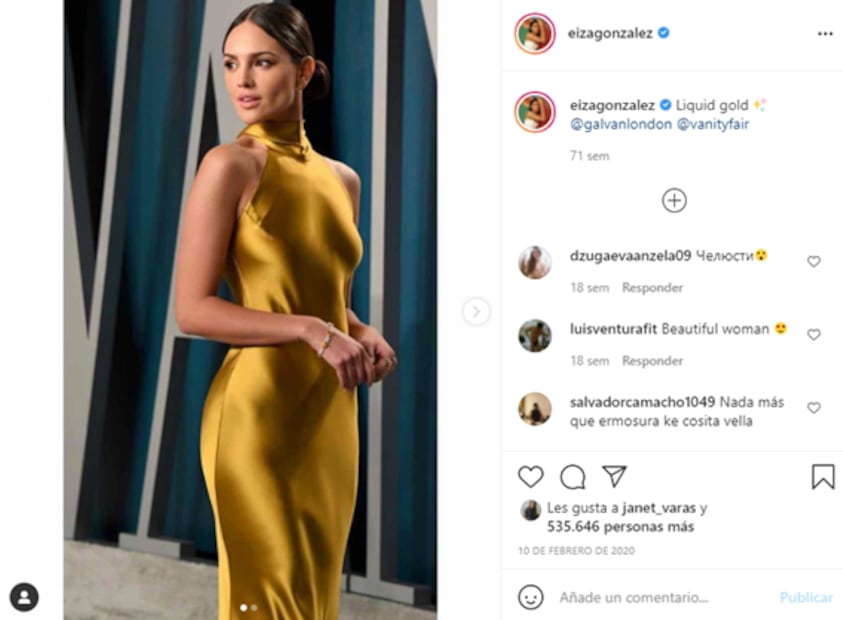 Sofía Castro luce sus curvas en mini bikini 