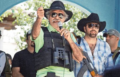 Pide Mireles a Silvano acepte su traslado a Michoacán