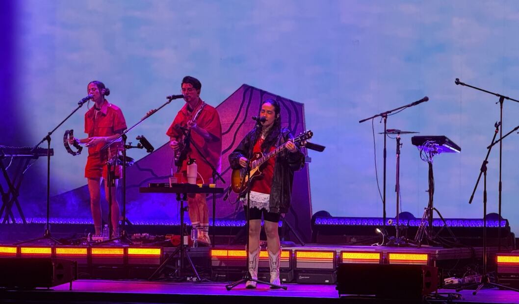Ximena Sariñana saca las prohibidas en el Auditorio Nacional. Fotos: de César Olivares