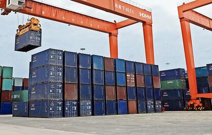 Exportaciones mexicanas repuntan 13.2 % en octubre