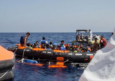 Naufragio frente a Libia deja 25 muertos