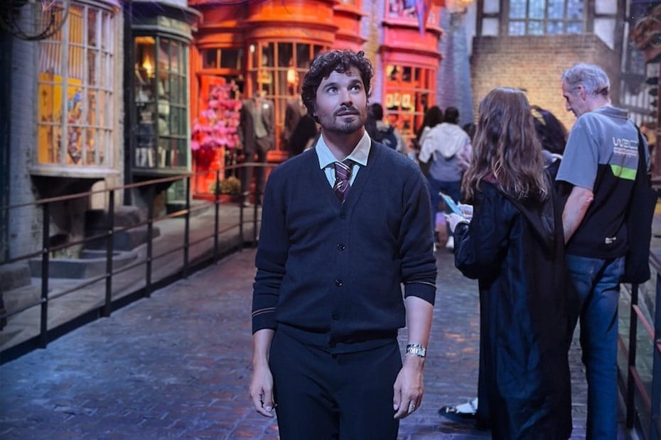 El Callejón Diagon permite caminar entre las icónicas tiendas mágicas del universo de Harry Potter. Foto: Facebook Warner Bros. Studio Tour London