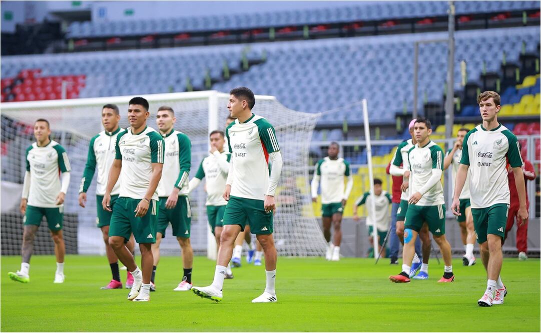 Selección Mexicana en su último entrenamiento en el Estadio Azteca