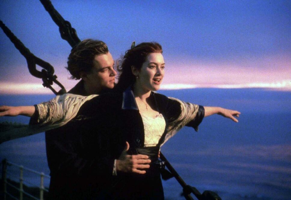 Kate Winslet y Leonard DiCaprio en Titanic (HO)