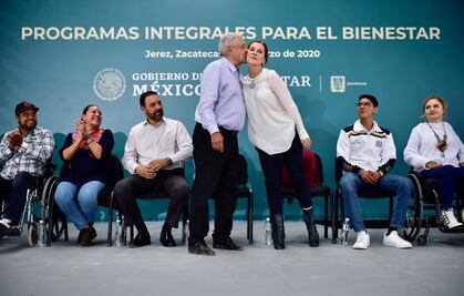 “En la familia de nosotros... no hay machismo”, dice AMLO