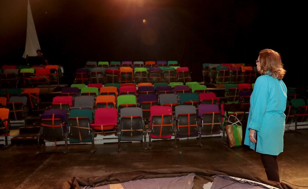 En la foto, Lourdes Pérez Gay en La Titería, centro cultural que dirige. Foto: archivo El Universal