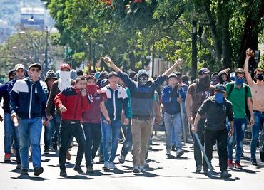 Crecen choques en Universidad Michoacana