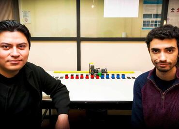 Estudiantes del IPN crean robot para enseñar matemáticas