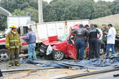 Tráiler embiste a cinco autos en la México-Toluca