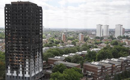 ​Reportan 60 edificios con revestimiento inflamable en Reino Unido