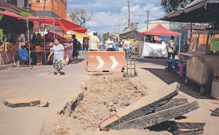 A cuatro días, no termina la reparación de dos socavones en Iztacalco