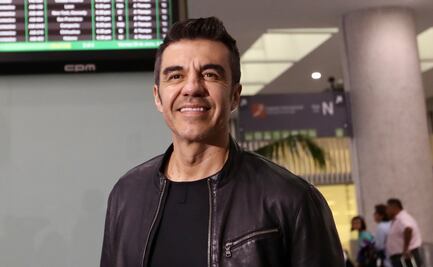 Adrián Uribe anuncia que será papá, otra vez