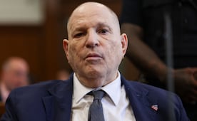 Se retira el cargo por violación contra Harvey Weinstein en Nueva York; la acusadora afirma que no puede seguir el proceso