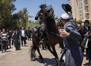 Reportan al menos 8 ultraortodoxos detenidos en segundo día de protestas contra el servicio militar en Israel