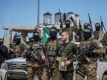 Hamas anuncia que devolverá los cuerpos de 4 rehenes israelíes “esta noche”; entrega es parte del acuerdo de tregua