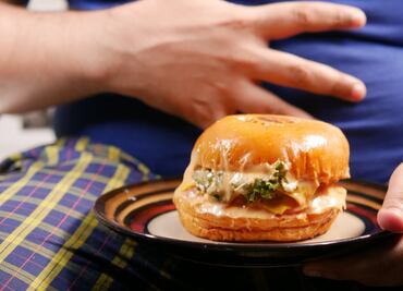 Prepara "milagroso" remedio casero con esta planta de tu jardín para terminar con la gastritis