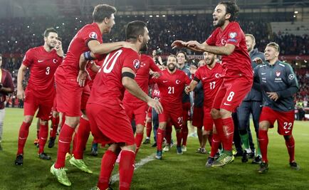 Turquía, directo a la Eurocopa