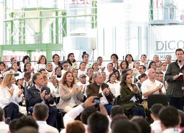 Atributos de Presidente, sólo en uno: EPN