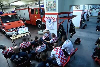 Bomberos croatas se pierden penaltis contra Rusia por atender incendio