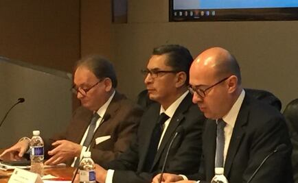 Presentan notarios recomendación que la CNDH emitió a Cofece