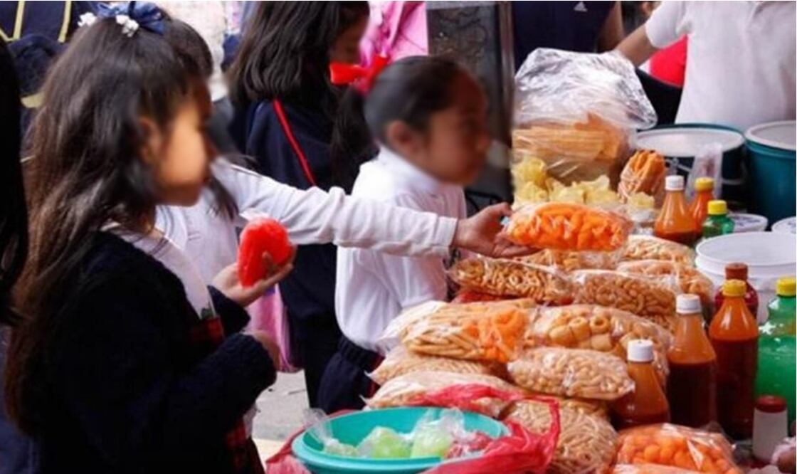 Prohibirán la venta de alimentos y bebidas con alto contenido calórico en escuelas de todos los niveles. Foto: archivo/EL UNIVERSAL