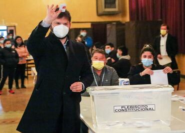 Gabriel Boric convocará a la "unidad nacional", sin importar resultado de plebiscito constitucional en Chile