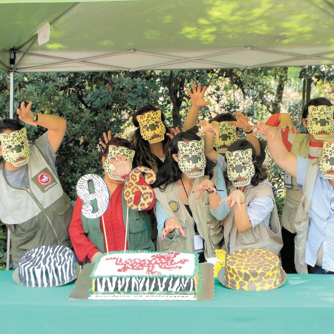El festejo. Visitantes disfrutaron de actividades culturales en el zoológico, además de un pedazo de pastel de la celebración. HUMBERTO MORQUECHO. EL UNIVERSAL