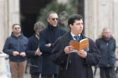 Revela Vaticano código secreto para sacerdotes con hijos