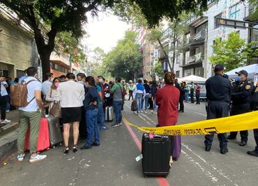 Tras susto por explosión en edificio de Benito Juárez vecinos denuncian robo de laptops, scooters y videojuegos