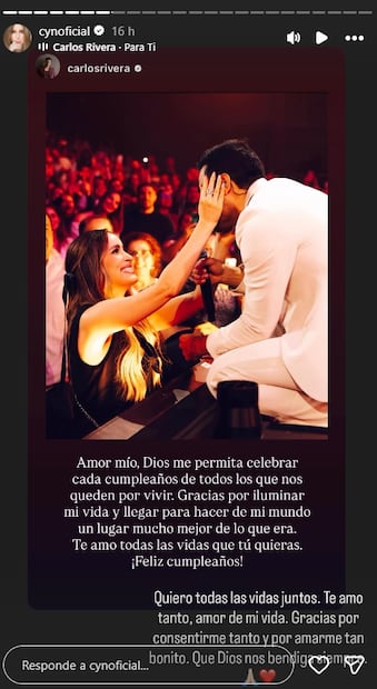 Carlos Rivera felicita así a su esposa Cynthia Rodríguez.