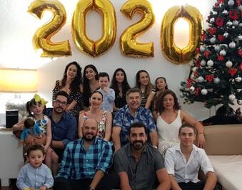 Jorge Ortiz de Pinedo celebra ser padre con foto familiar