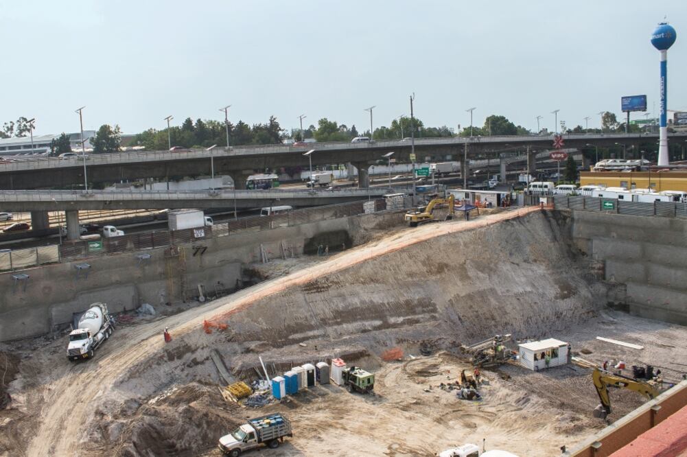 La ampliación de la Línea 12, que hoy corre de Tláhuac a Mixcoac, irá de esta última estación a la terminal Observatorio de la línea 1, por lo que se edificarán dos paradas más: Álvaro Obregón y Valentín Campa (JENIFER NAVA. EL UNIVERSAL)