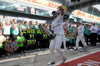 Lewis Hamilton se aleja de las redes sociales