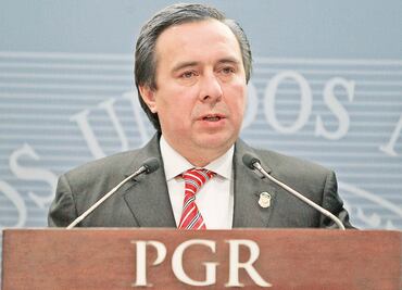 Ayotzinapa: Mexican authorities confirm Tomás Zerón, the case’s chief investigator, fled Mexico