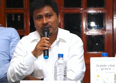 Presentan "El Principito" traducido al totonaco