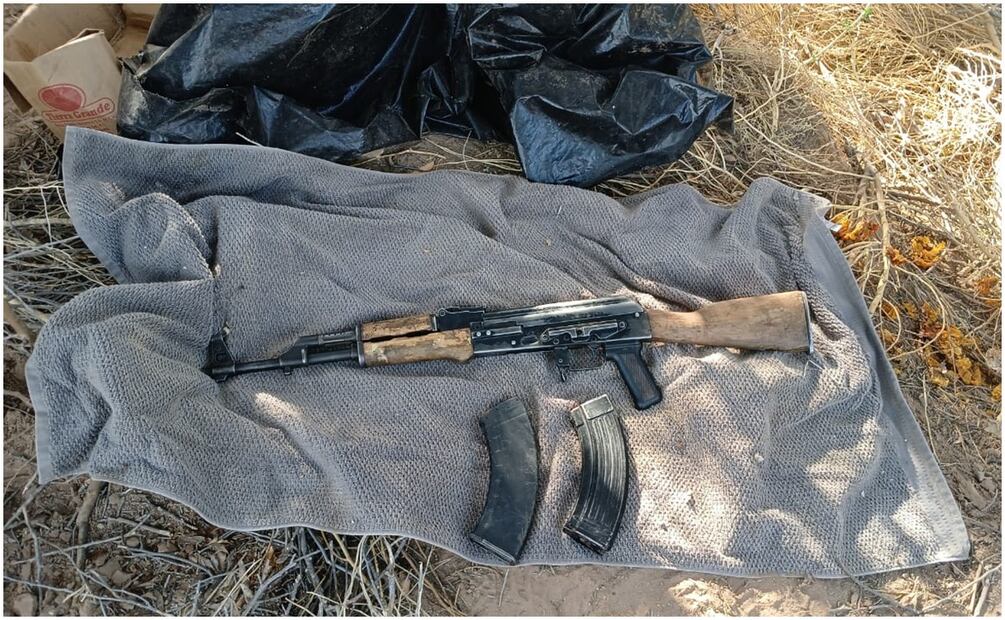 Aseguran armas de fuego y cartuchos en Desierto de Sonora. Foto: Especial